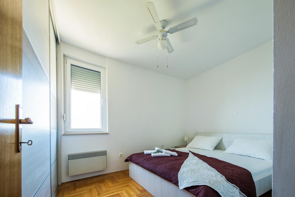 Apartment Dominik Podstrana Eksteriør billede